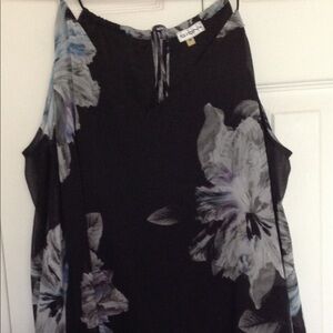 Sioni long sleeve blouse cold shoulder size M